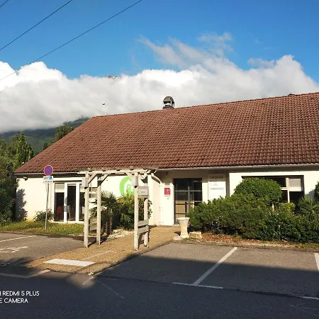 Campanile Grenoble Sud - מלון 3*