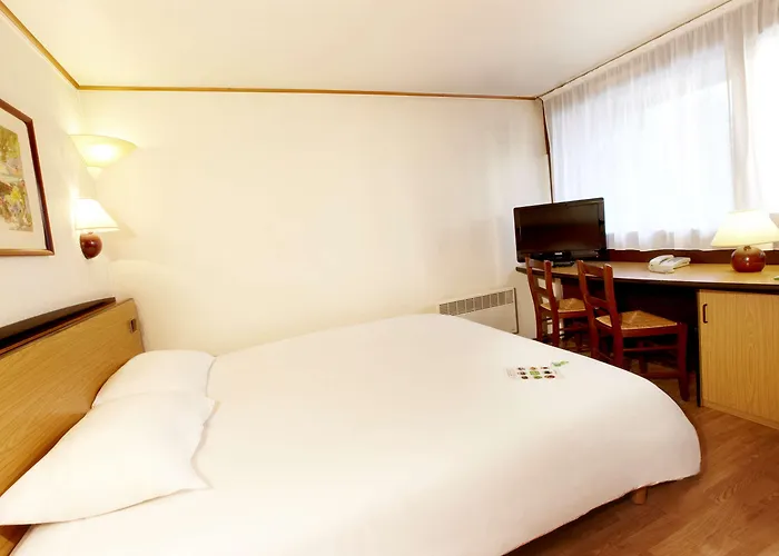 Otel Campanile Grenoble Sud -