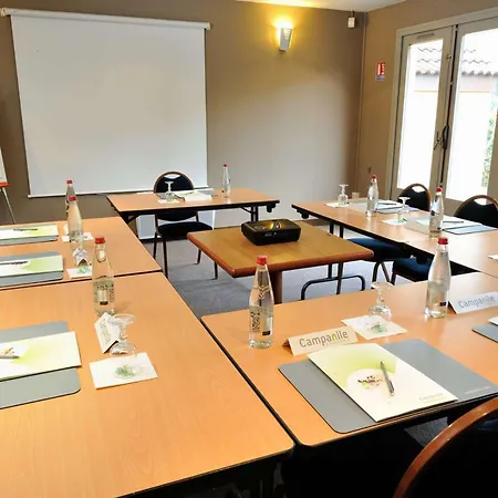 Hotel Campanile Grenoble Sud -