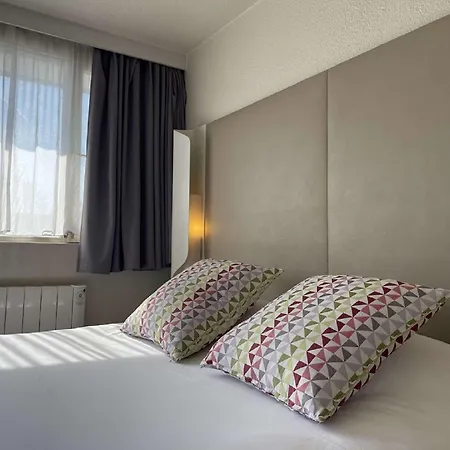 Campanile Grenoble Sud - Hotel 3*