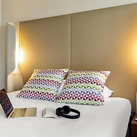 Hotel Campanile Grenoble Sud -