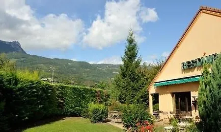 Hotel Campanile Grenoble Sud - 3*
