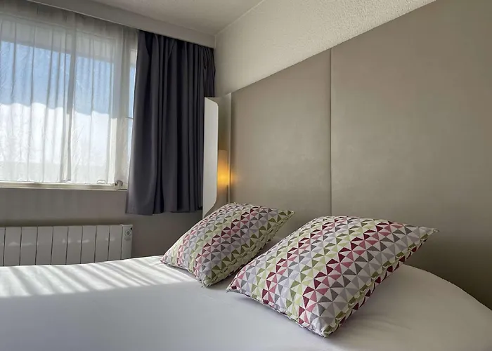 Campanile Grenoble Sud - Hotel 3*